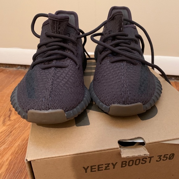 Adidas Yeezy Boost 350 v2 Cinder 4.5 - Picture 9 of 12